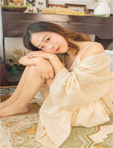 《LISA疯马秀跳舞-国产日产美产精品》