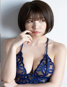 《小受被卖到妓院蹂躏-最粗的女用性玩具》